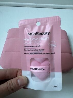 MCoBeauty Pink Mini Love Heart Makeup Puffs with Pink Pouch